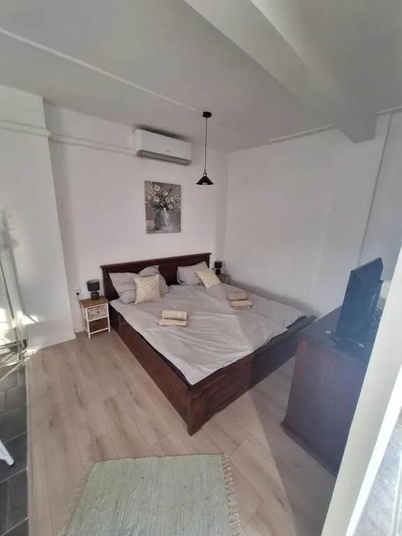 „5” apartman kétszemélyes ágyas szobája